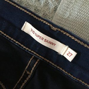 Levi's 710 Super Skinny Size 27 Jeans